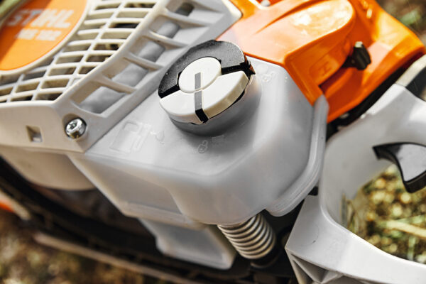 MS-MS182-DT-001_EU-RoW_49251 Pilarka spalinowa STIHL MS 182 35cm/14", 63PM3