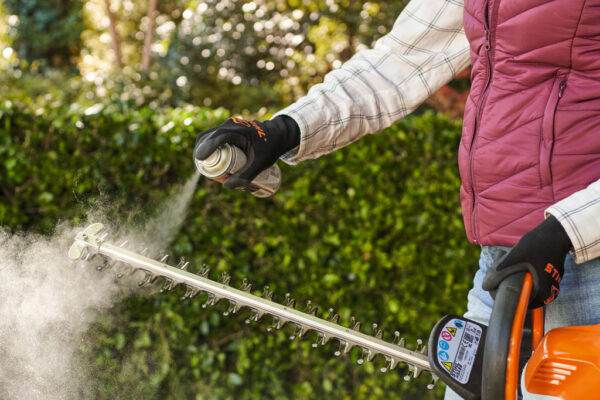 Rozpuszczalnik do żywicy i brudu SUPERCLEAN 300 ml